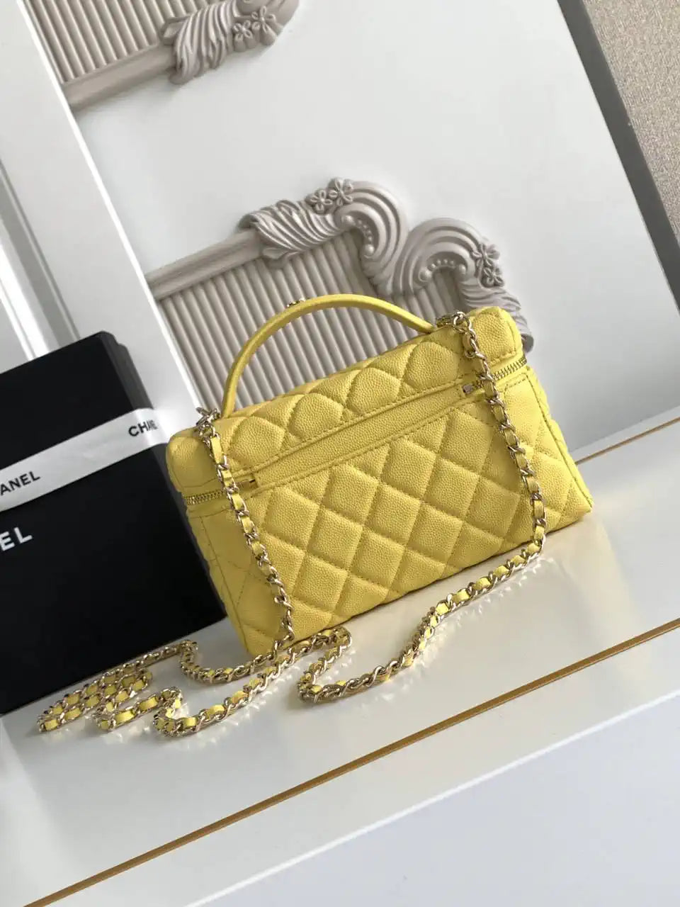 Chanel 25C Vanity with Chain Grained Calfskin AP4407 Yellow