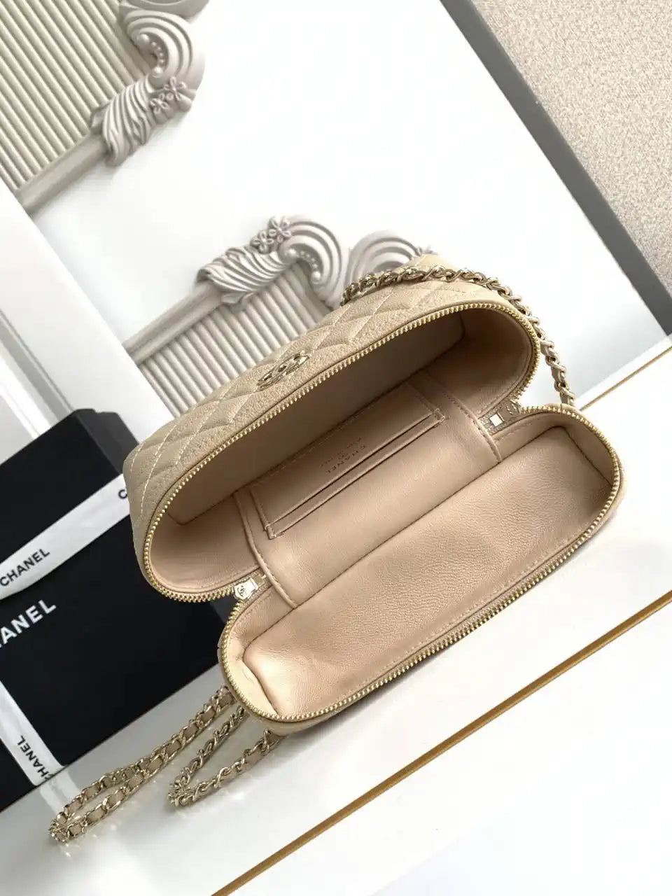 Chanel 25C Vanity with Chain Grained Calfskin AP4407 Apricot