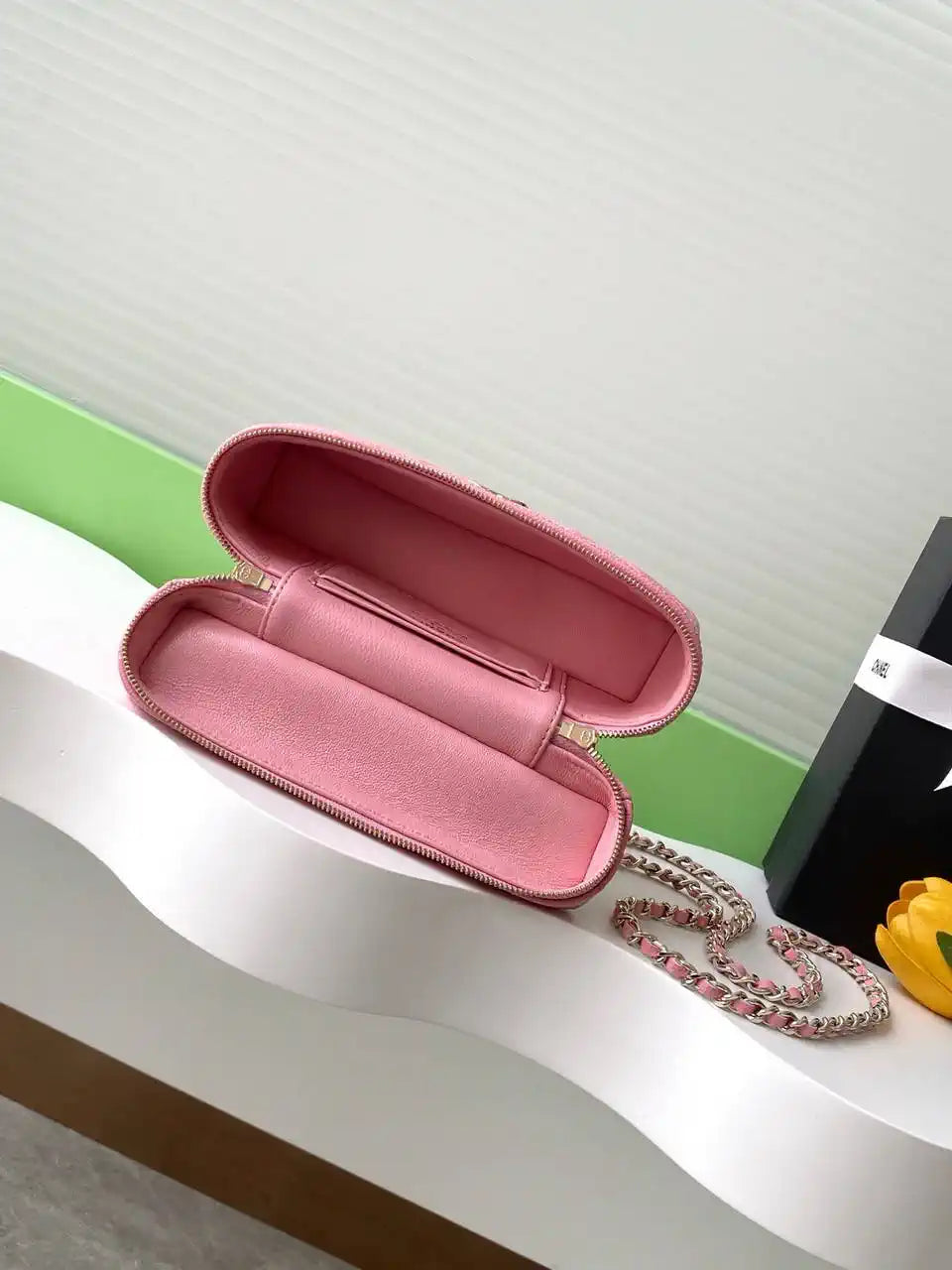 Chanel 25C Vanity with Chain Grained Calfskin AP4407 Pink