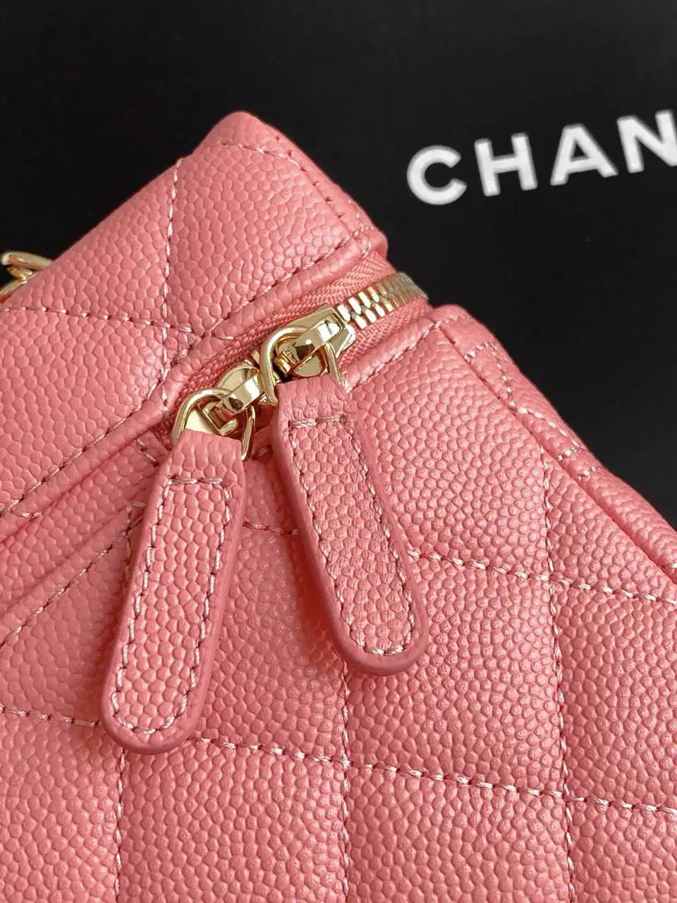 Chanel 25C Vanity with Chain Grained Calfskin AP4407 Rose Red