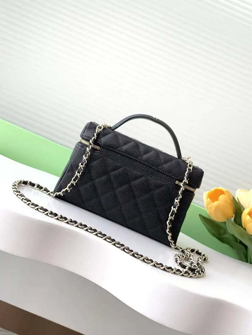 Chanel 25C Vanity with Chain Grained Calfskin AP4407 Black