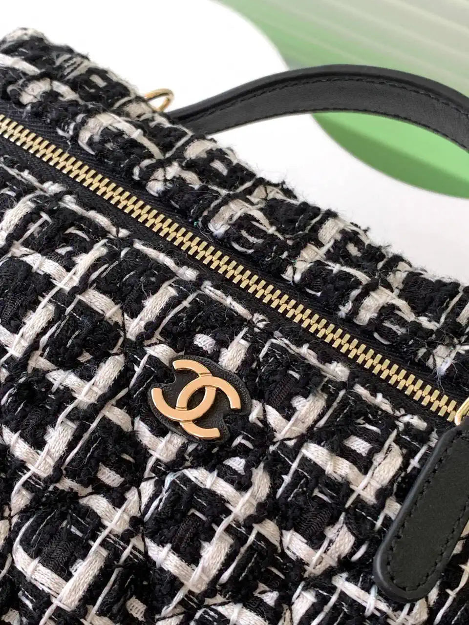 Chanel 25C Vanity with Chain Canvas AP4407 Black &white