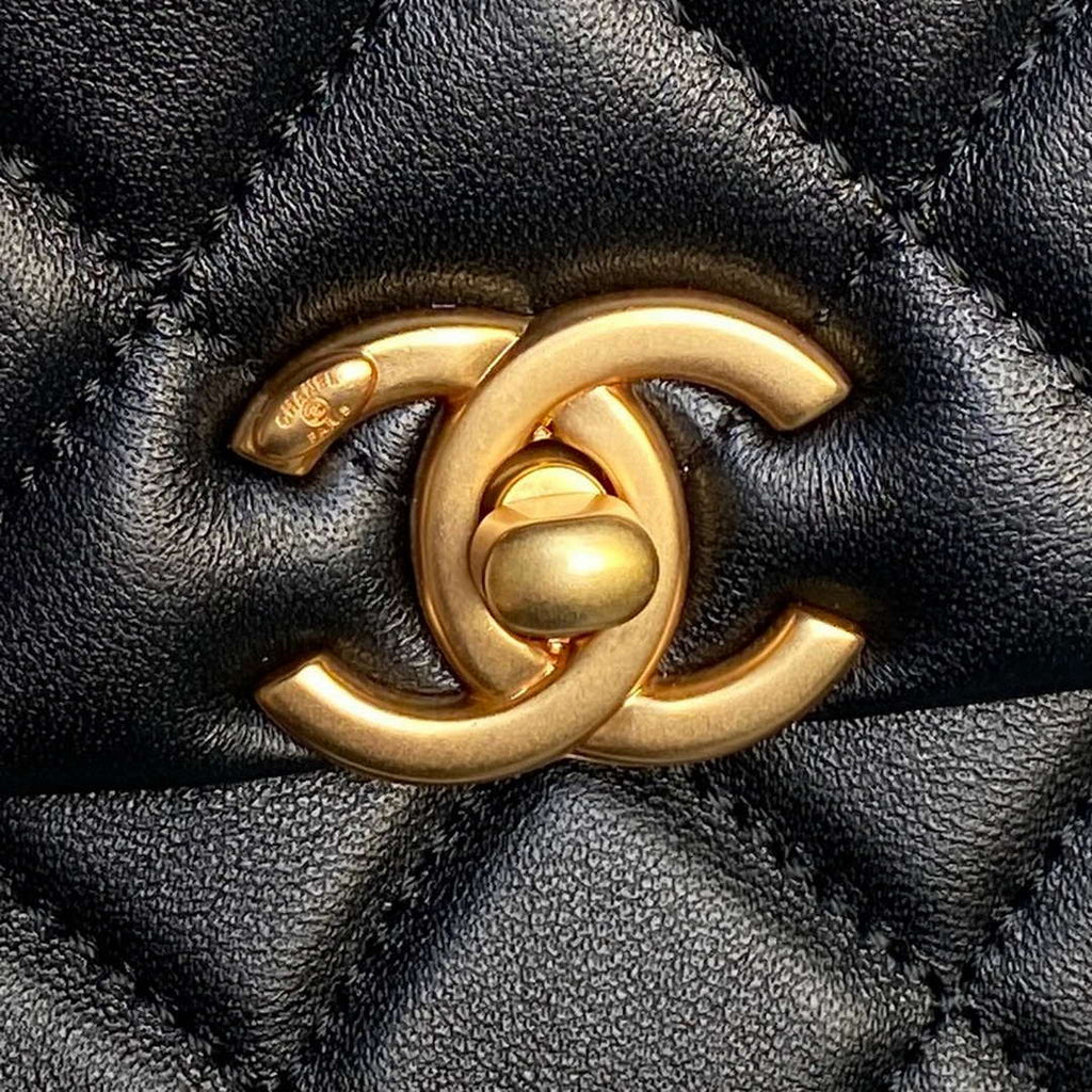 Chanel 25P AS5352  Mini Flap Bag Shiny Lambskin  Imitation Pearls & Gold-Tone Metal Black
