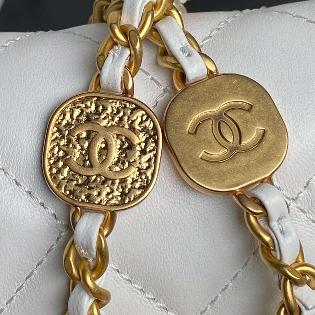 Chanel 25P AS5353 Flap Bag Shiny Lambskin  Imitation Pearls & Gold-Tone Metal White