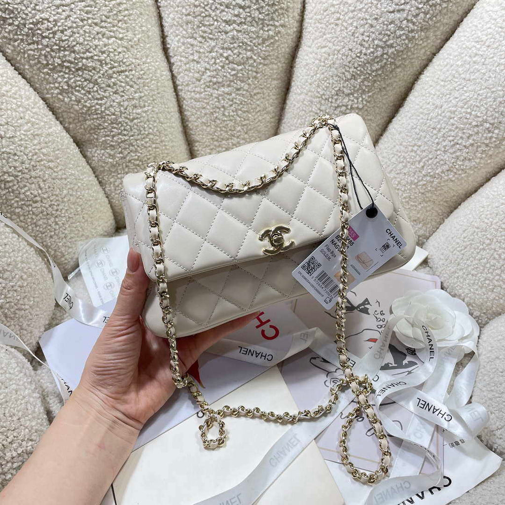 Chanel 25S Flap White Lambskin Bag AP5485 gold