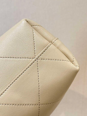 Chanel 25SS AS5403 Hobo Handbag Shiny Lambskin & Gold-Tone Metal Apricot - Default Title - View 10