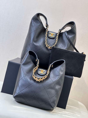 Chanel 25SS AS5403 Hobo Handbag Shiny Lambskin & Gold-Tone Metal Black - Default Title - View 4