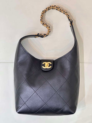 Chanel 25SS AS5403 Hobo Handbag Shiny Lambskin & Gold-Tone Metal Black - Default Title - View 1