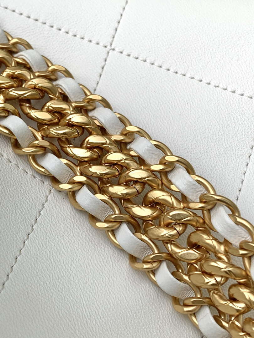 Chanel 25SS AS5403 Hobo Handbag Shiny Lambskin & Gold-Tone Metal White - Default Title - View 6