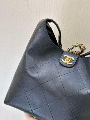 Chanel 25SS AS5425 Large Hobo Handbag Shiny Lambskin & Gold-Tone Metal Black - Default Title - View 2