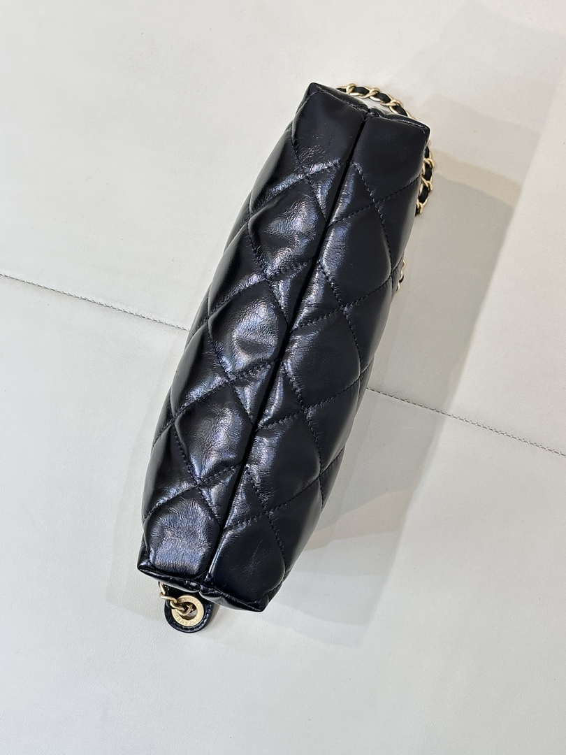 Chanel 25SS AS5528 Hobo Handbag in Lambskin Black - Default Title - View 5