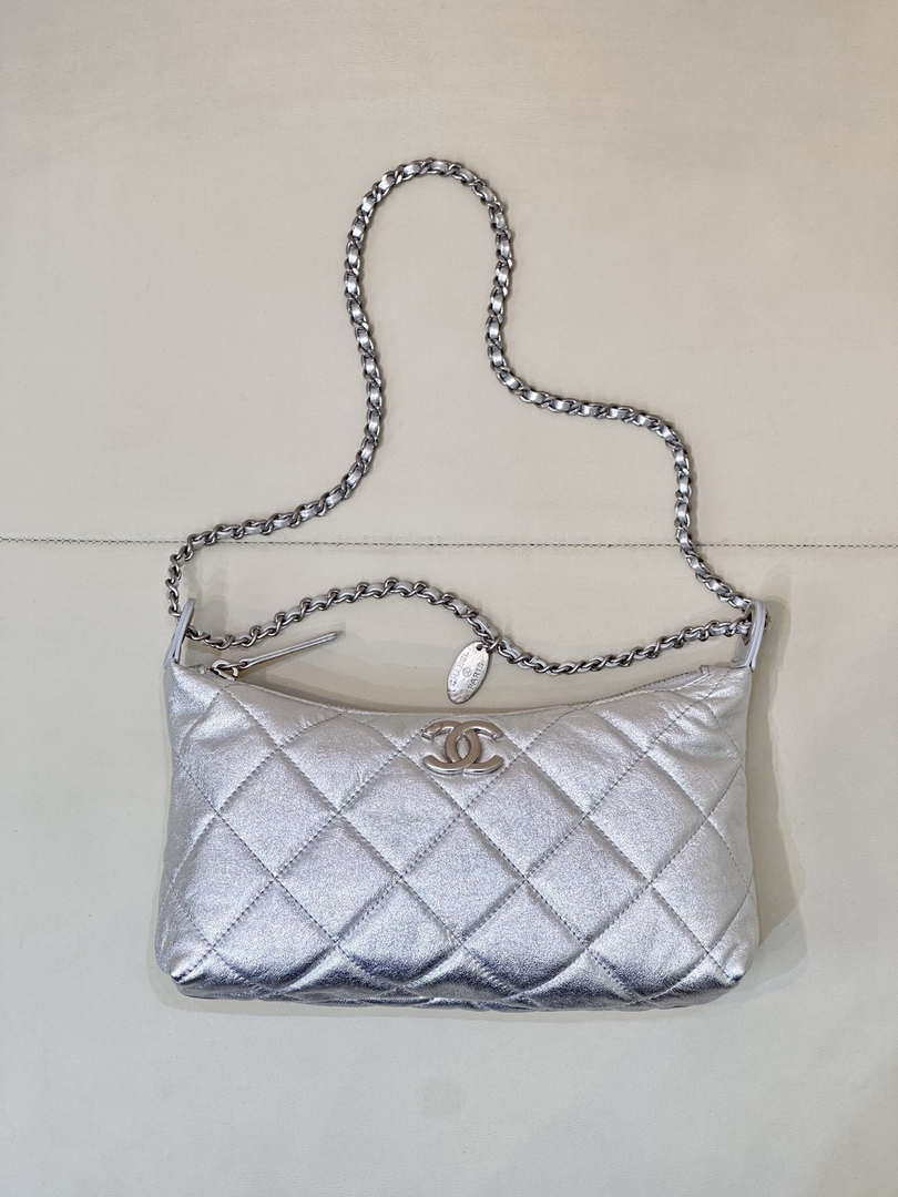 Chanel 25SS AS5528 Hobo Handbag in Lambskin Silver