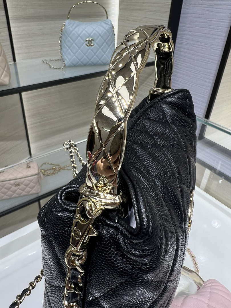 Chanel 25SS Crush With handle box Bag Lambskin AP4591 Black