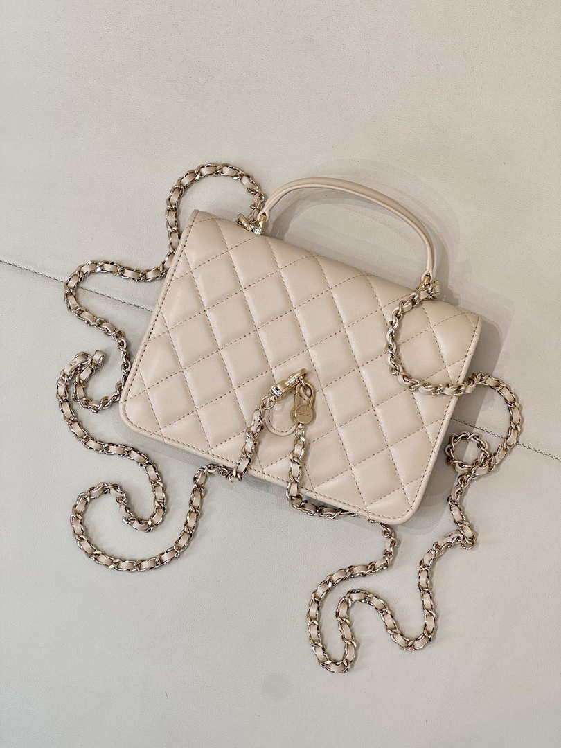 Chanel 25SS Flap Bag Lambskin With Top Handle AS4450 Apricot