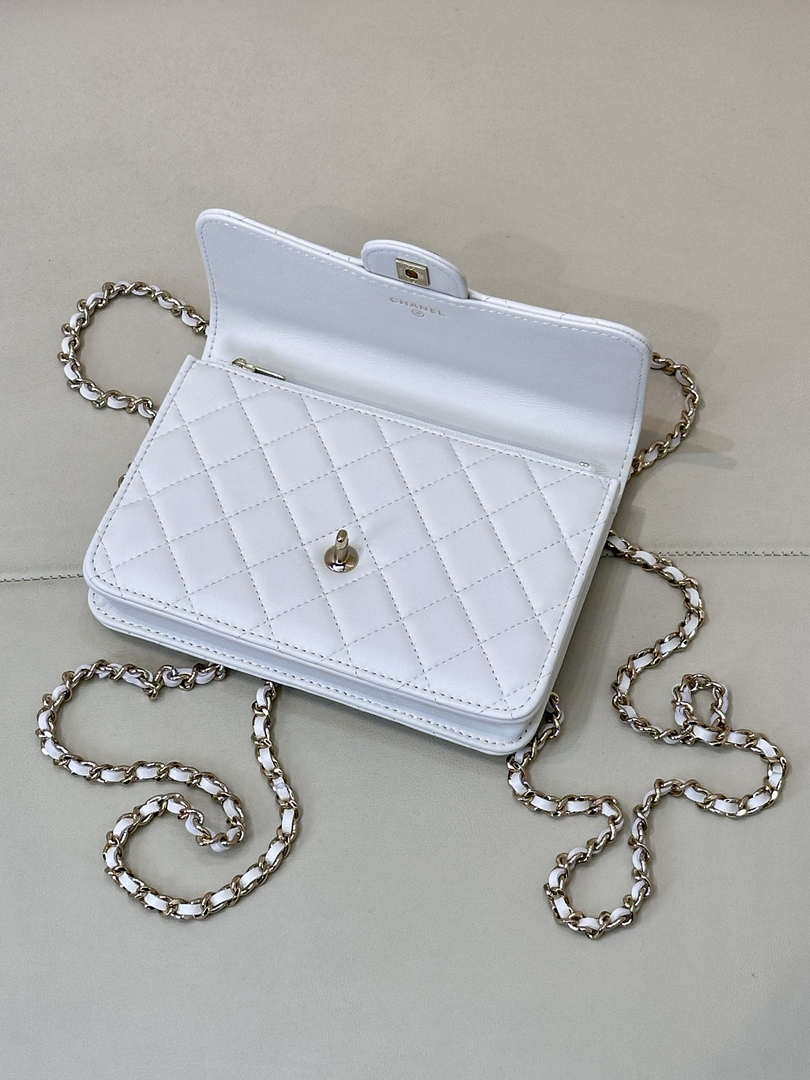 Chanel 25SS Flap Bag Lambskin With Top Handle AS4450 White
