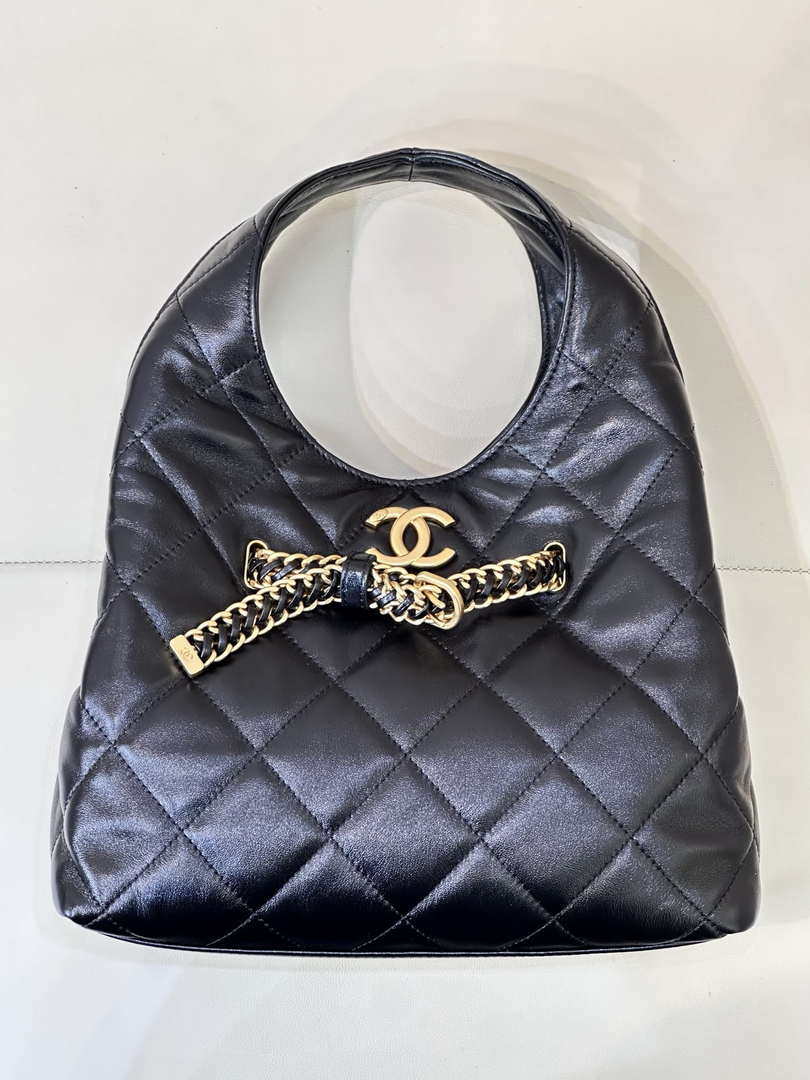 Chanel 25SS Hobo Bag Shiny Lambskin & Gold-Tone Metal AS5411 Black