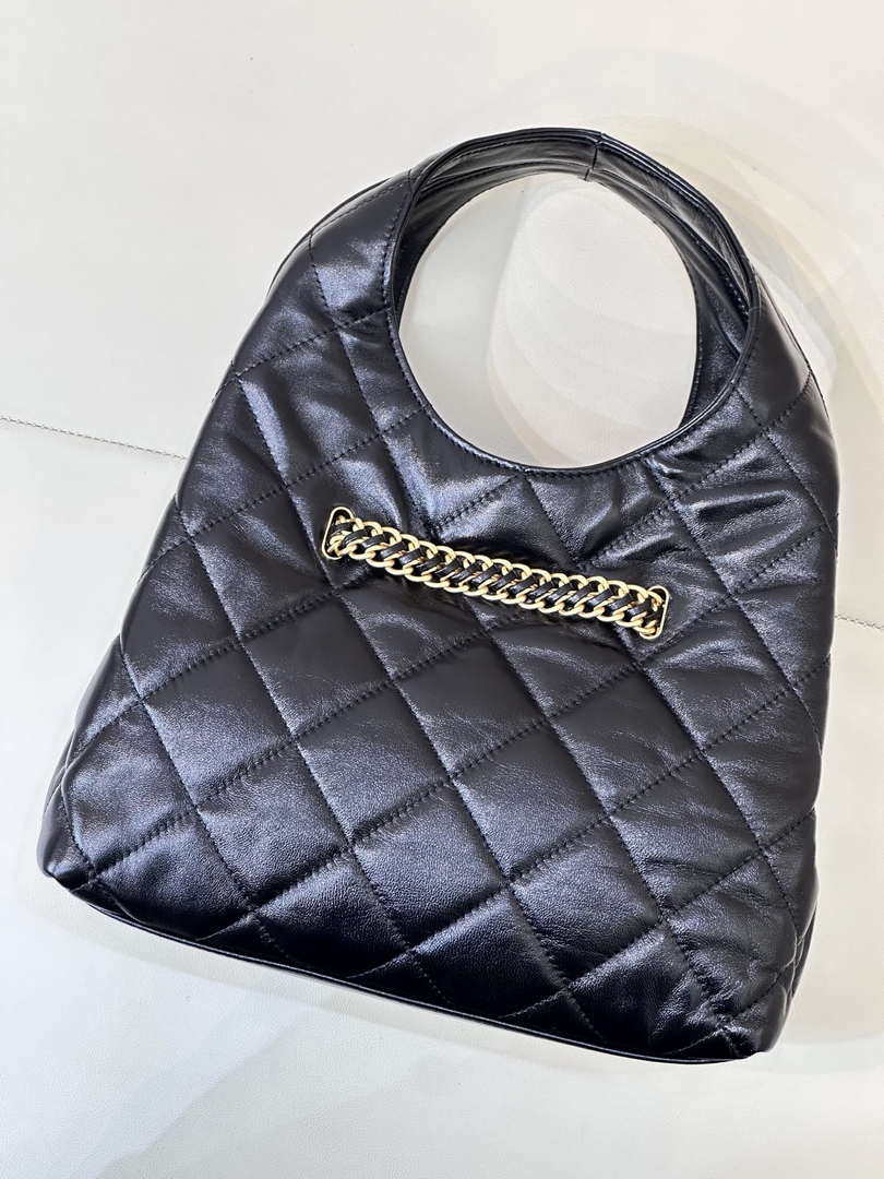 Chanel 25SS Hobo Bag Shiny Lambskin & Gold-Tone Metal AS5411 Black - Default Title - View 16