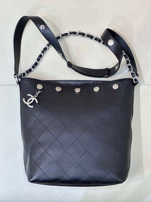 Chanel 25SS Large Bucket Bag Shiny Lambskin & Silver-Tone Metal AS5406 Black - Default Title - View 3