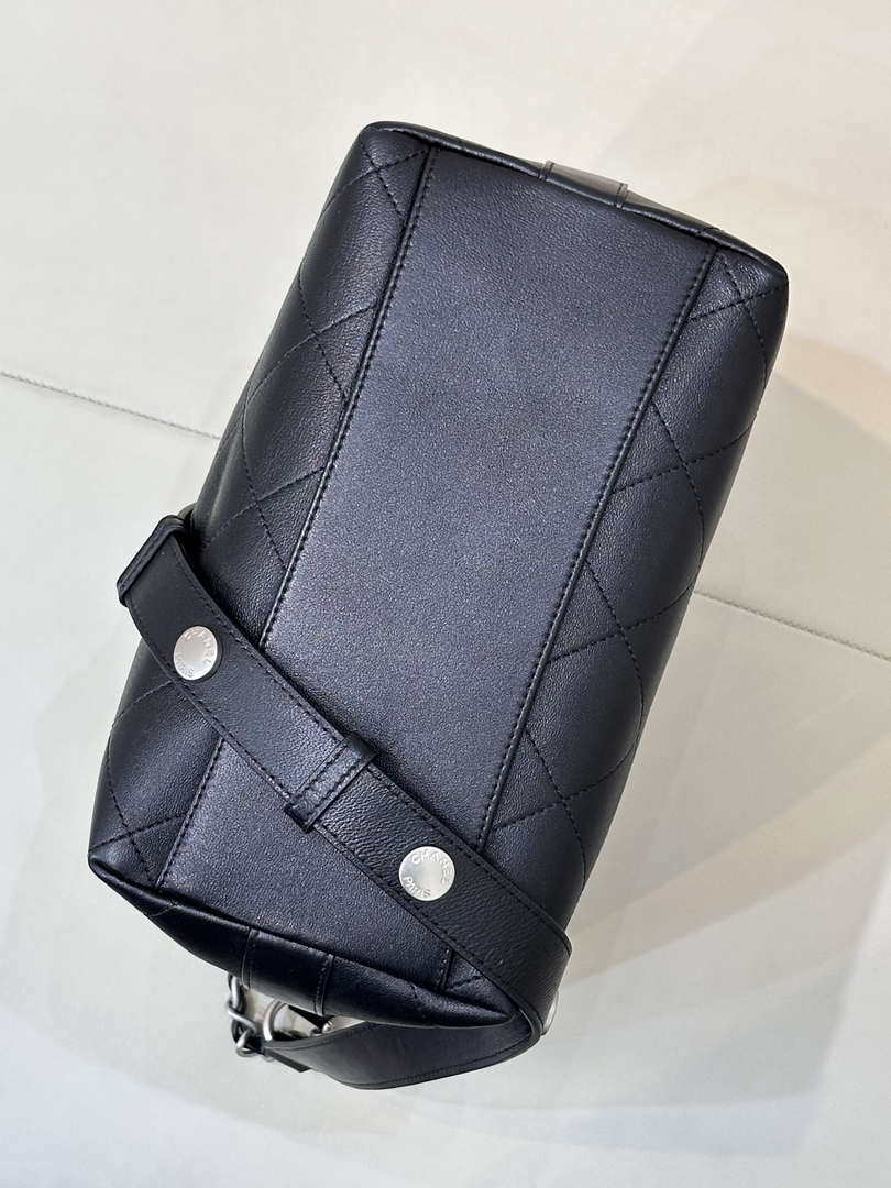 Chanel 25SS Large Bucket Bag Shiny Lambskin & Silver-Tone Metal AS5406 Black - Default Title - View 9