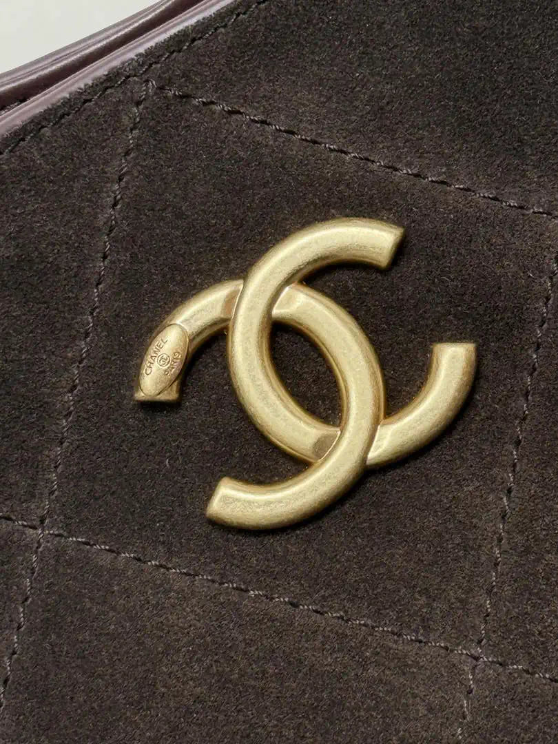 Chanel 26C A99103 Hobo Suede Calfskin & Gold-Tone Metal Brown