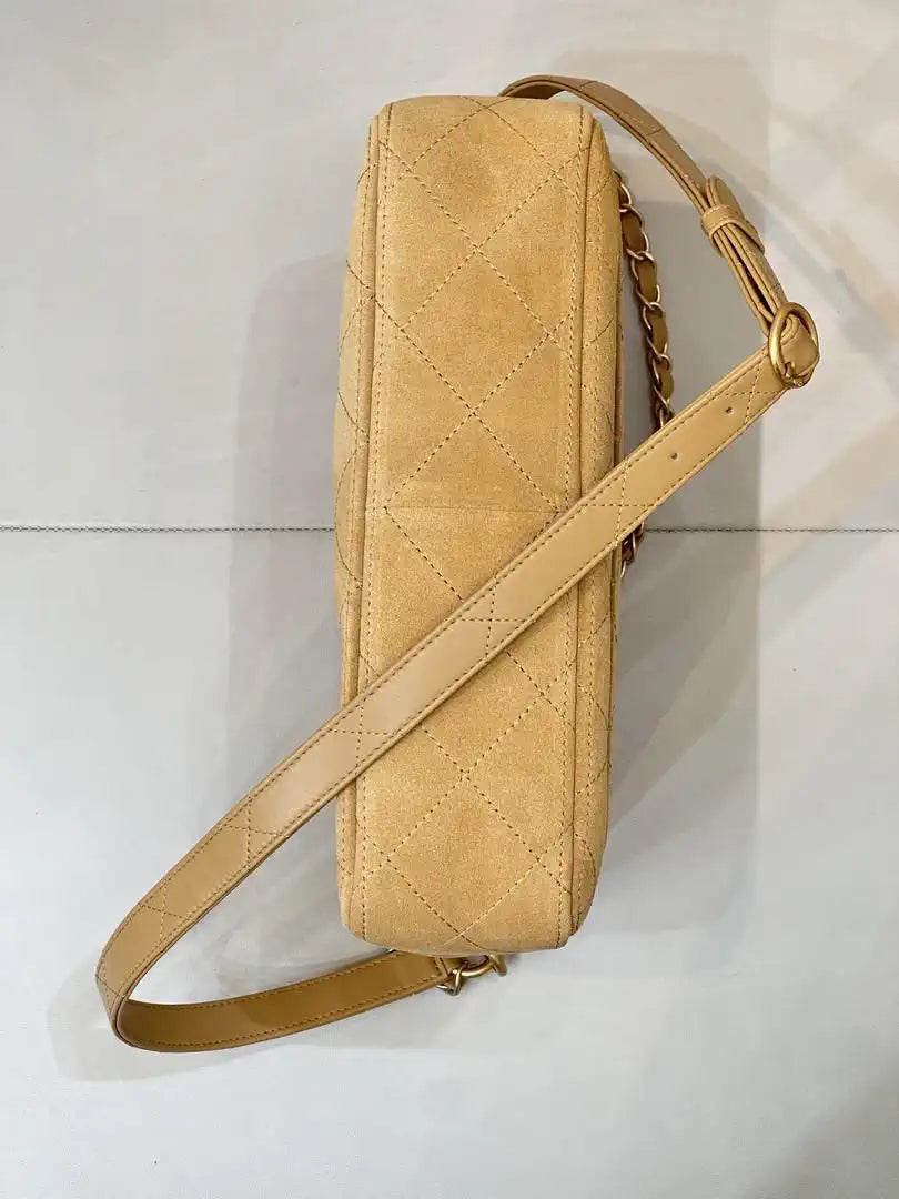 Chanel 26C AS5883  Chanel Hobo bag Beige suede calfskin Gold-Tone Metal