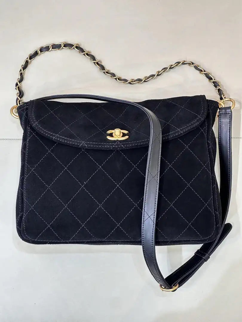 Chanel 26C AS5883 Hobo bag Black suede calfskin Gold-Tone Metal
