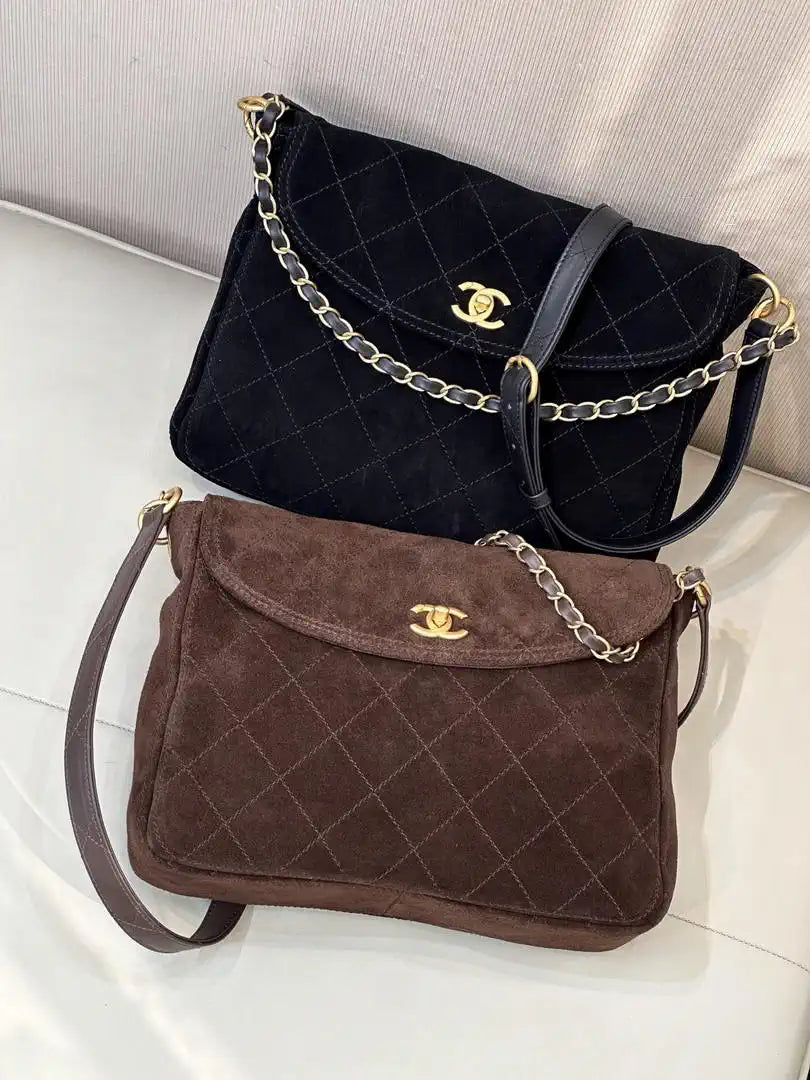 Chanel 26C AS5883 Hobo bag Black suede calfskin Gold-Tone Metal