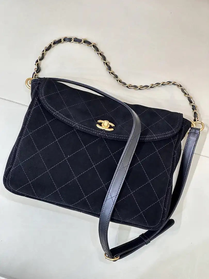 Chanel 26C AS5883 Hobo bag Black suede calfskin Gold-Tone Metal