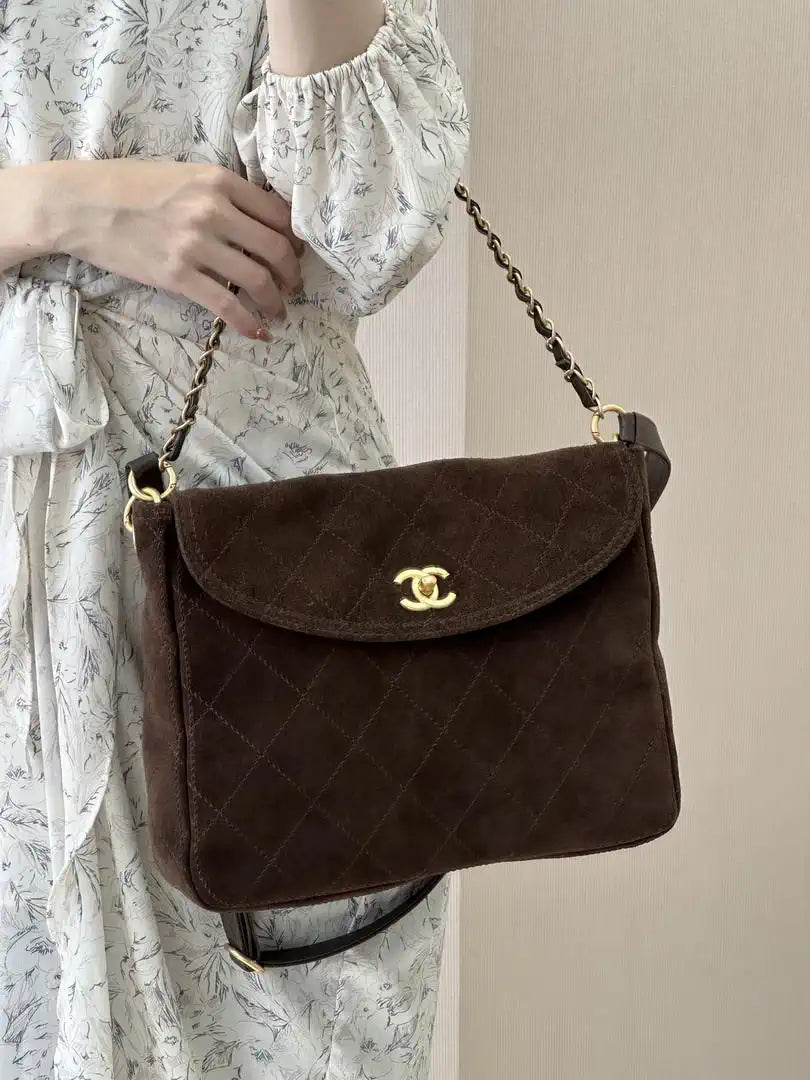 Chanel 26C AS5883 Hobo bag Brown suede calfskin Gold-Tone Metal