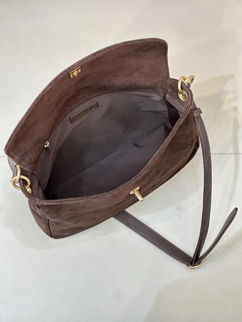 Chanel 26C AS5883 Hobo bag Brown suede calfskin Gold-Tone Metal