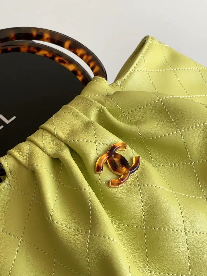 Chanel 26C AS6010 Hobo Lambskin Turtoise-Shell Effect Plexi & Gold-Tone Metal Yellow