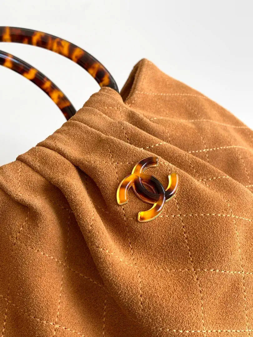 Chanel 26C AS6010 Hobo Suede Calfskin Turtoise-Shell Effect Plexi & Gold-Tone Metal Tan