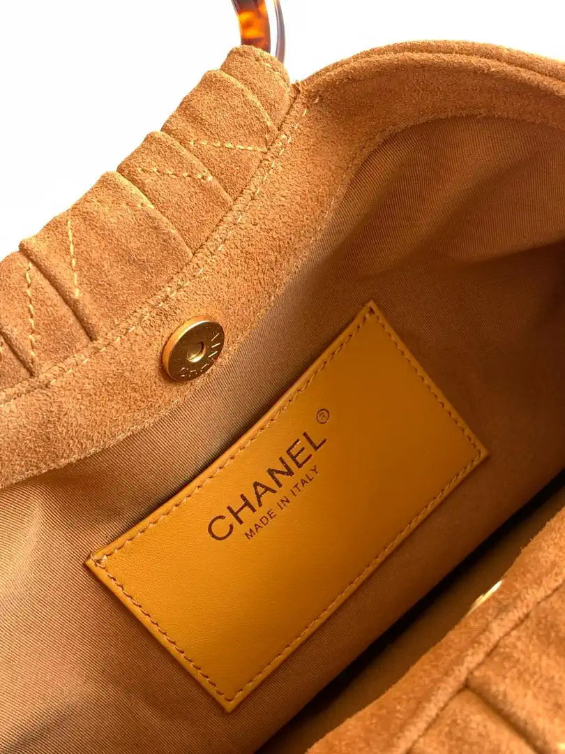 Chanel 26C AS6010 Hobo Suede Calfskin Turtoise-Shell Effect Plexi & Gold-Tone Metal Tan