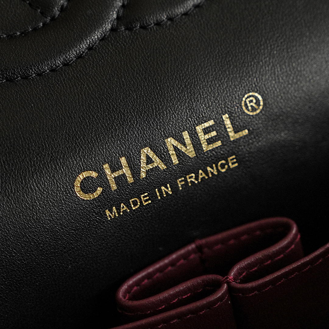 Chanel 26K Flap Classic 11.12 Handbag A01112  Lambskin Black