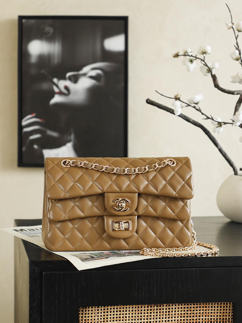 Chanel 26K Flap Classic 11.12 Handbag A01112  Lambskin Tan