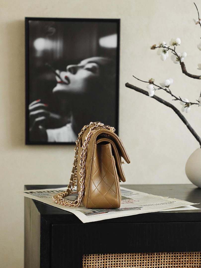 Chanel 26K Flap Classic 11.12 Handbag A01112  Lambskin Tan