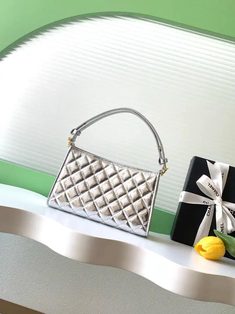 Chanel 26X AS6045 Hobo bag Lambskin Silver