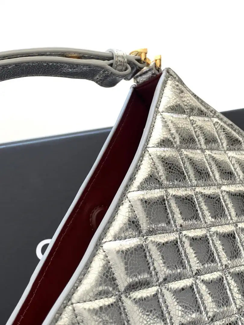Chanel 26X AS6045 Hobo bag Lambskin Silver