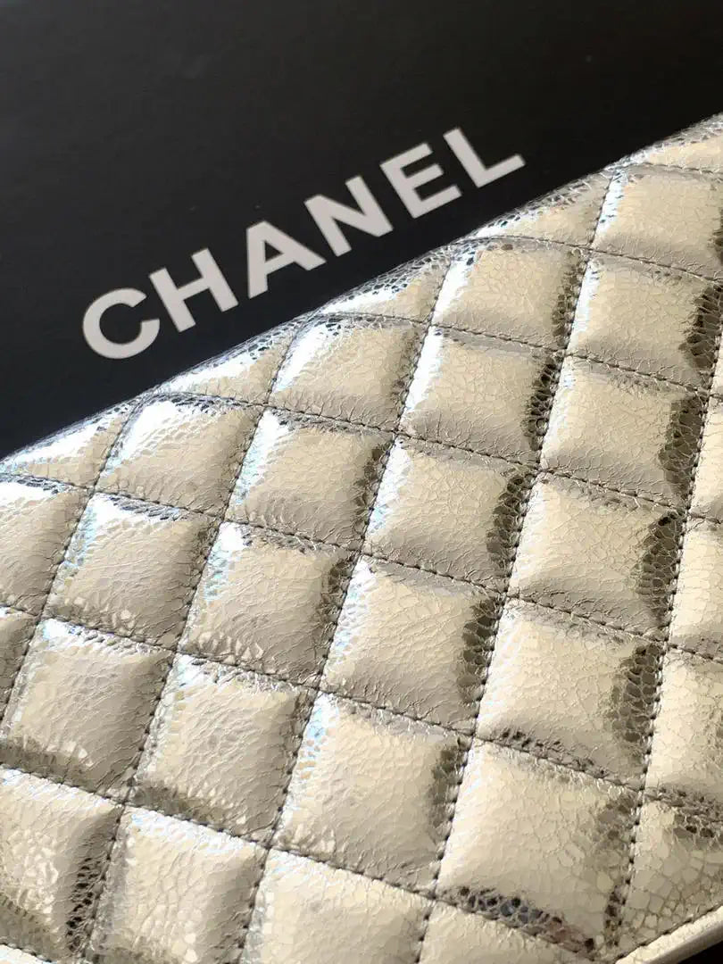 Chanel 26X AS6045 Hobo bag Lambskin Silver