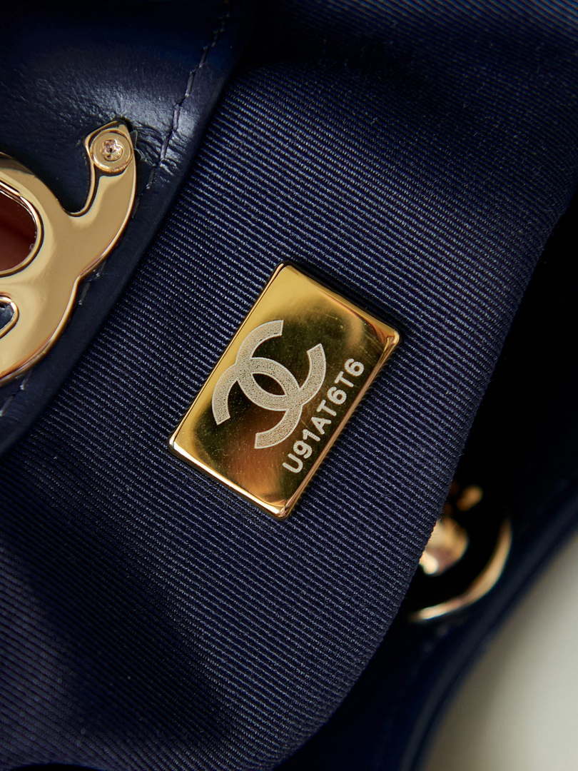 Chanel 31 mini Shopping Chain Lambskin leather AS4133 Bag Navy Blue - Default Title - View 8