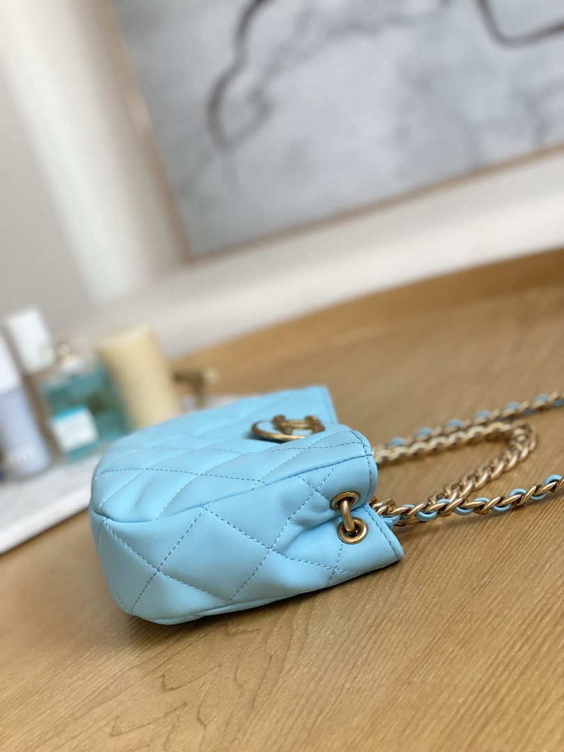 Chanel 3475 Small HOBO Handbag Lambskin & Gold-Tone Metal Ligth Blue - Default Title - View 5