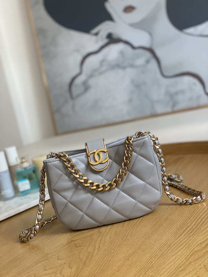 Chanel 3475 Small HOBO Handbag Lambskin & Gold-Tone Metal Light Gray - Default Title - View 1