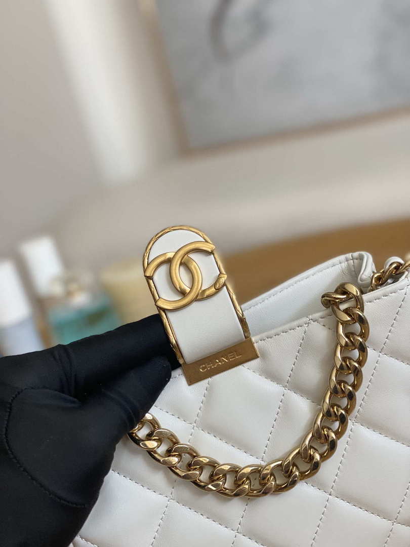 Chanel 3475 Small HOBO Handbag Lambskin & Gold-Tone Metal White - Default Title - View 4