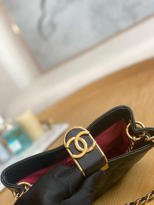 Chanel 3475 Small HOBO Handbag Lambskin & Gold-Tone Metal Black - Default Title - View 4