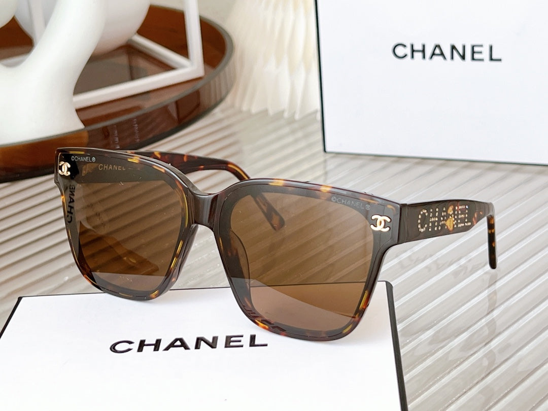 Chanel 5474Q Square Sunglasses 82106 - Default Title - View 1