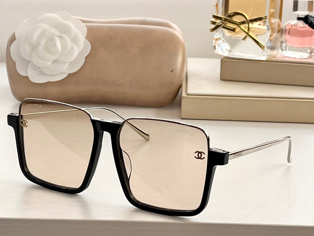 Chanel 5474Q Square Sunglasses 82136 - Default Title - View 1
