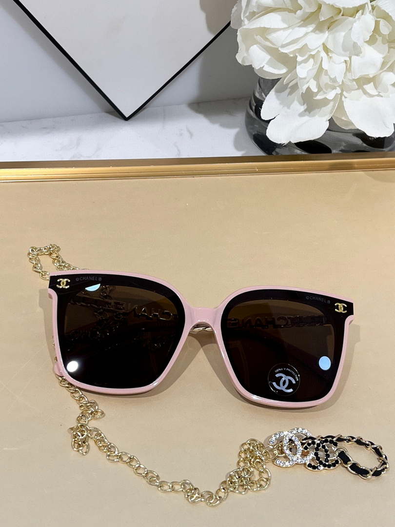 Chanel 5493 Rectangle Sunglasses C83114 - Default Title - View 1