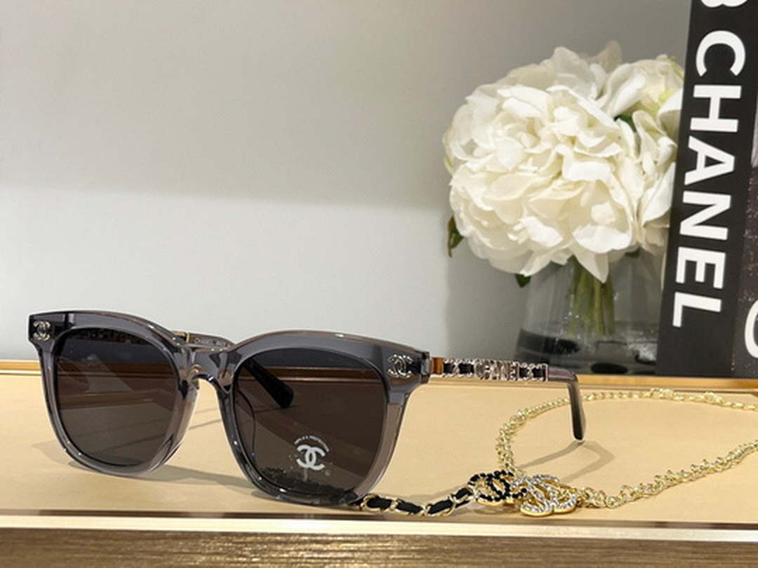 Chanel 5493 Rectangle Sunglasses C83120 - Default Title - View 1