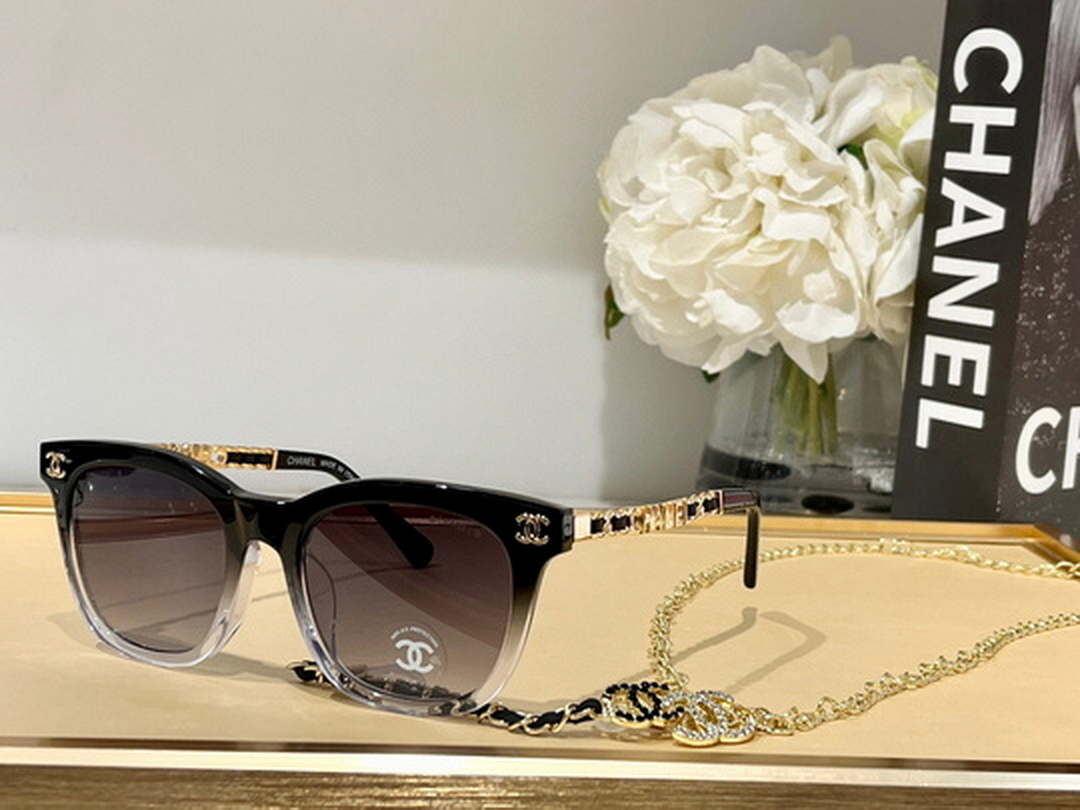 Chanel 5493 Rectangle Sunglasses C83143 - Default Title - View 1