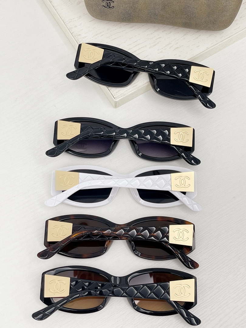 Chanel 5493 Rectangle Sunglasses C83144